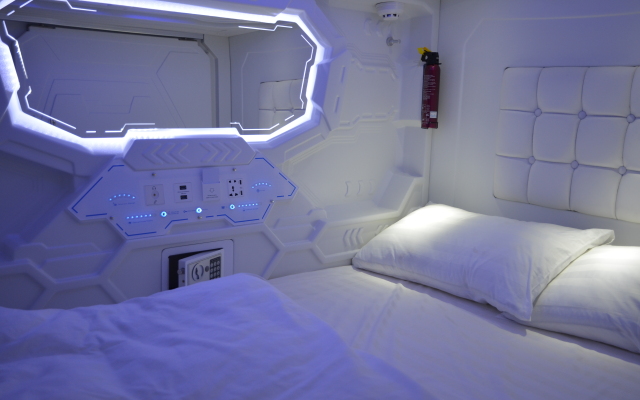 Zodiak Capsule Hotel
