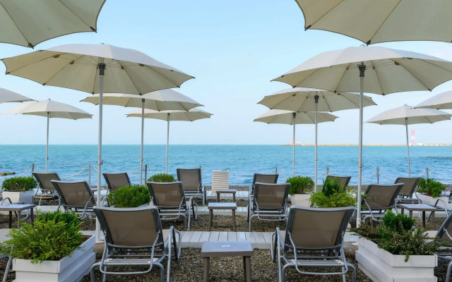 Отель Меркюр Сочи Центр