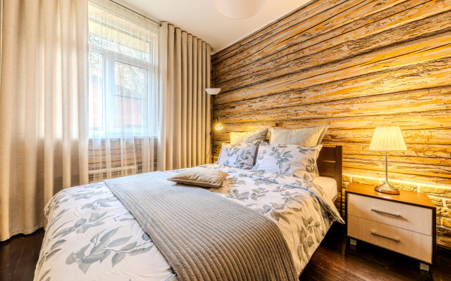 Частный Дом Коттедж Белый Домик у Пруда