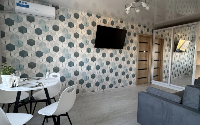 Ryadom s vokzalom Tkacheva 3 Flat