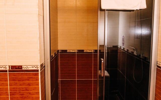 Отель Грасс Парк