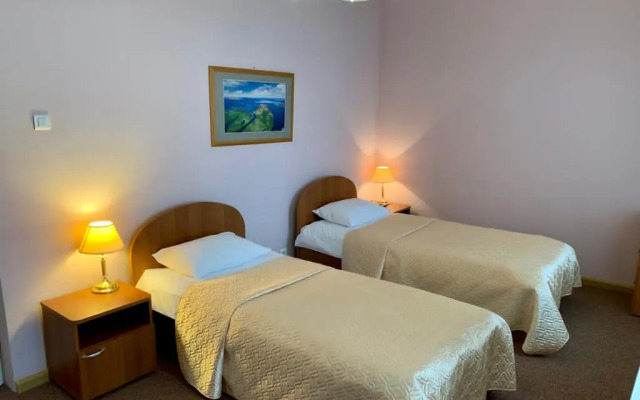 Отель Кристалл