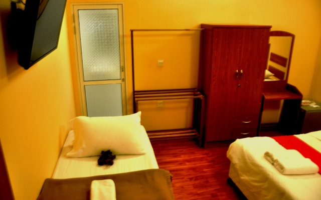 Royal Inn Rasdhoo Guest House