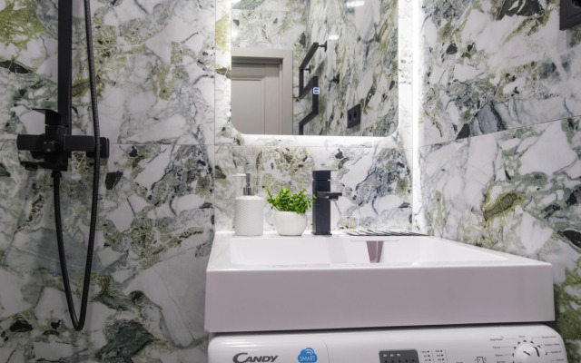 Апартаменты Stepanenkov на Амундсена 5 (1Б)