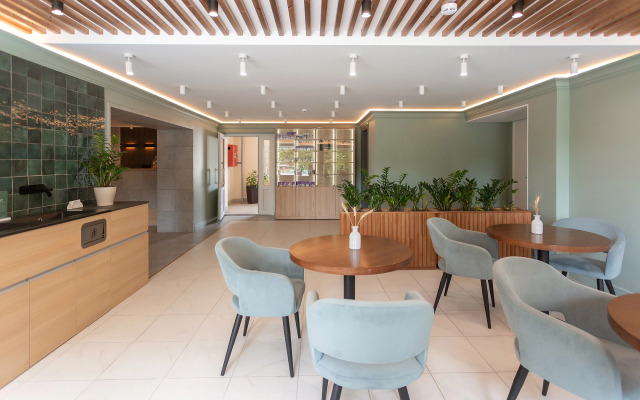 Отель Полисть