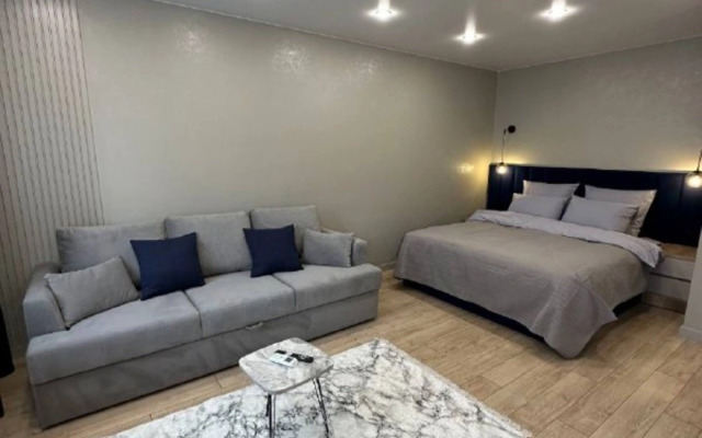 Krasivaya Studiya V Tsentre Flat