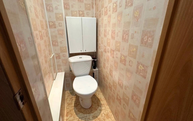 Na Ulitse Bratyev Zhabrovykh  3 Flat
