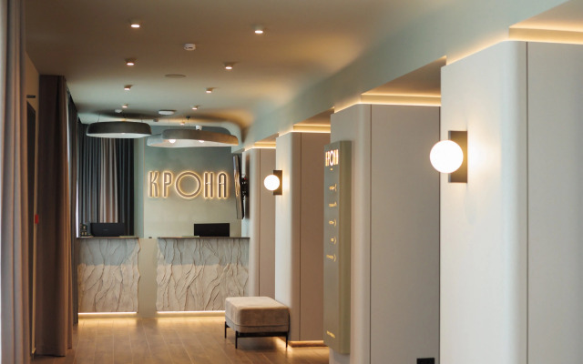 Отель Крона (бывший Версаль)