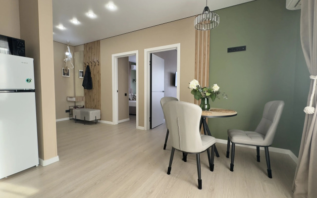 S Dizajnerskim Remontom Vblizi Ippodroma Flat