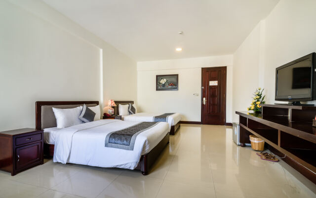 Baly Hotel