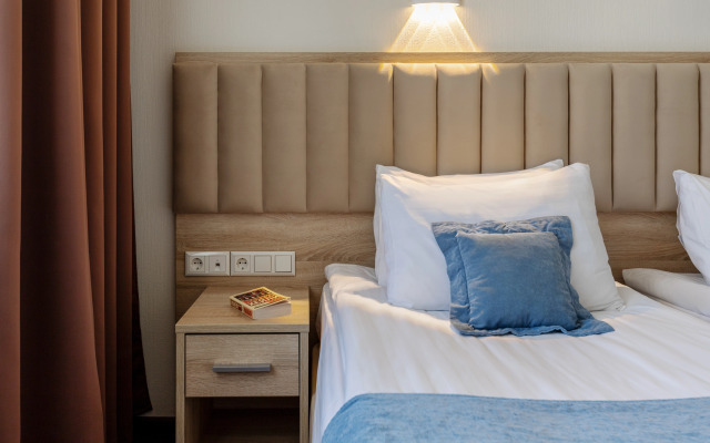 Меблированные комнаты Невский Берег 93