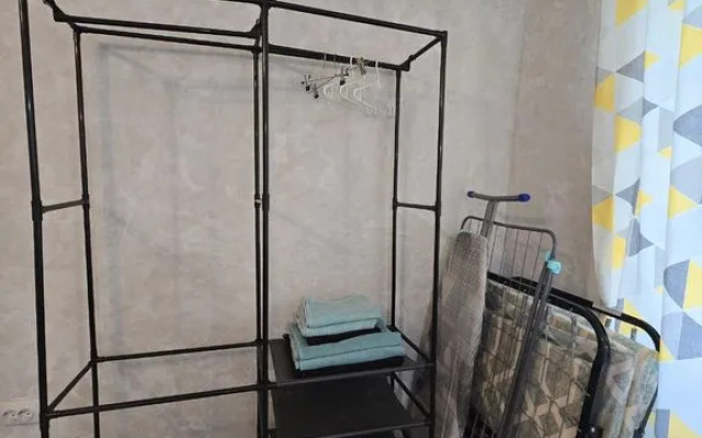 Komfortabelnaya Yevrostudiya v Tsentralnom Rayone Flat