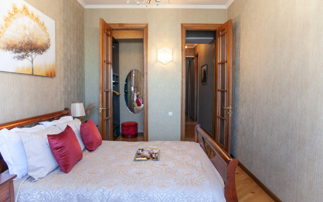 V Tsentre Goroda vozle Mziuri Parka Apartments