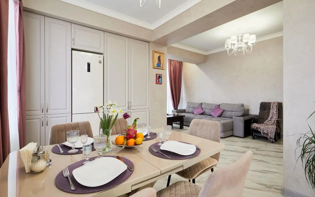 Квартира на Коллективной улице 11