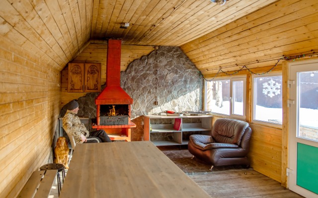 Paratunka Guest House