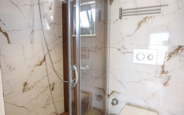 Vidovaya s Terrasoy v Tsentre Flat