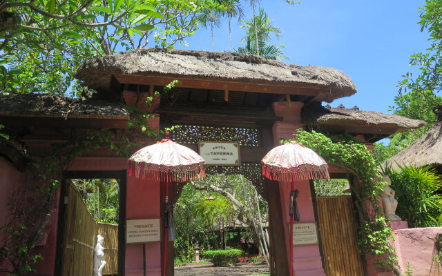 La Taverna Suites Hotels