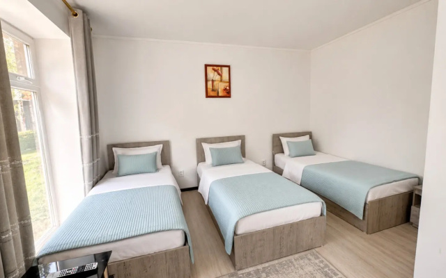 Esal Guest House Issykkul