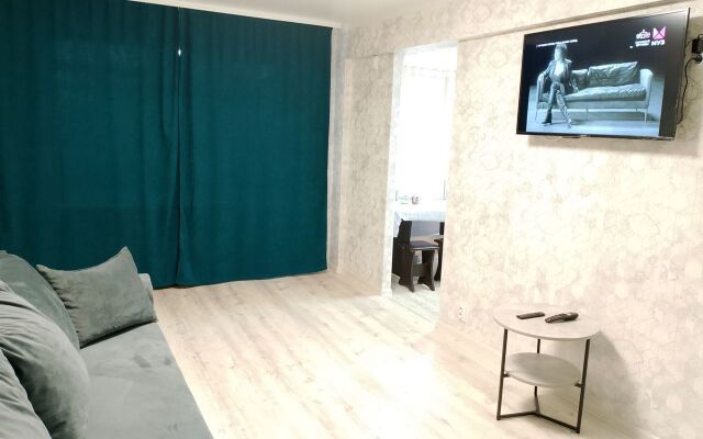 Na Pokrovskoy Ploschadi 5 Flat