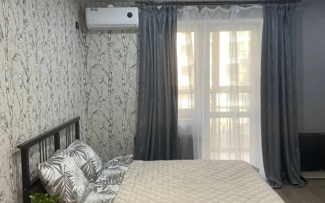 Studiya S Podzemnym Parkingom Flat