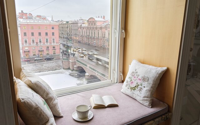 3 Etazha 170m S Bachney Balkonom S Panoramnym Vidom Na Anichkov Most Minin Apartments