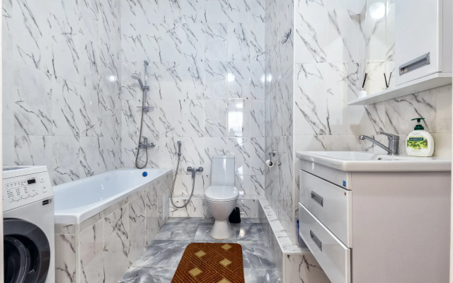 Trekhkomnatnye S Vidom Na Expo Shar Apartments