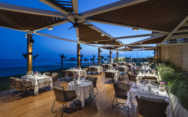 Calista Luxury Resort