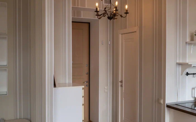 Stilnaya Na Bronnoy U Patriarshikh Prudov Flat