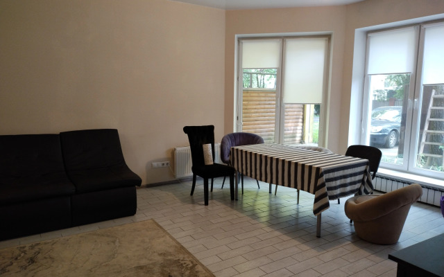 Chkalova 47 Opalikha Private house