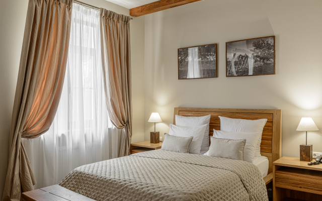 Отель Гермес