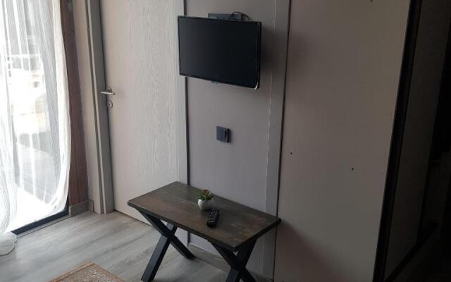 Chernyi Slon Hotel