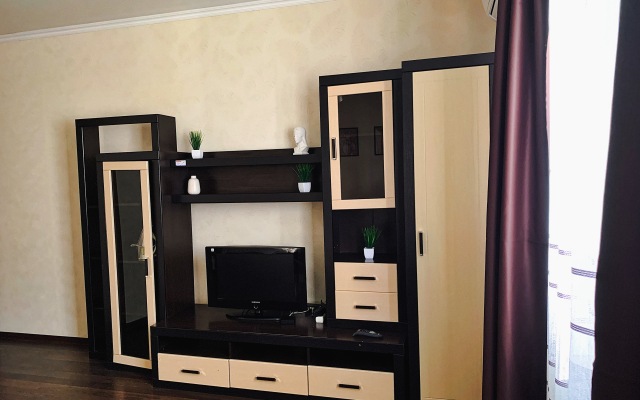 Квартира Двухкомнатная Рядом с Парком Галицкого