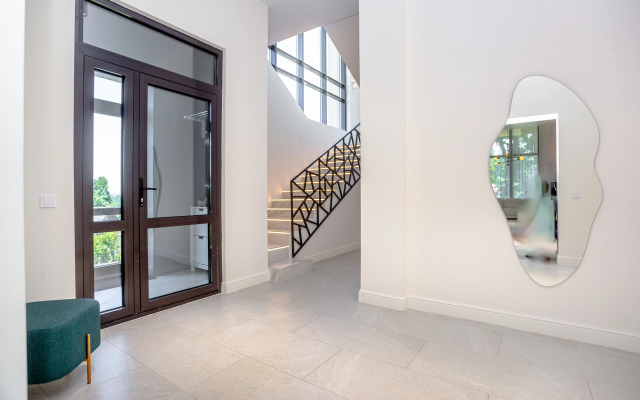 Eksklyuzivny Dom Na Chernoy Rechke Private house