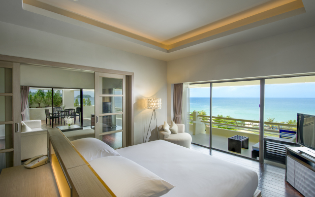 Отель Pullman Phuket Arcadia Karon Beach Resort