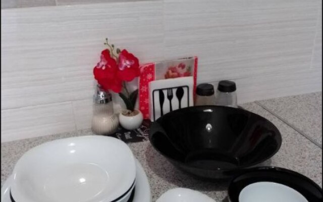 Stavropol Posutochno Rodosskaya 13 Flat
