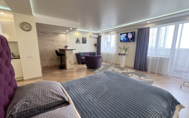 Studiya Lyuks S Dzhakuzi Flat