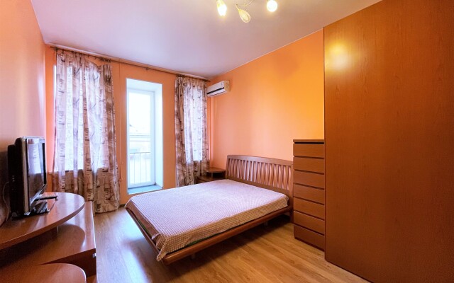 Апартаменты СуткиСпб на Коломенской 3