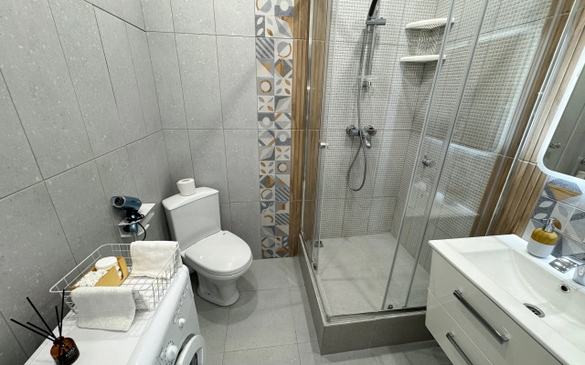 S zaseleniem 24/7 luchshiy servis posutochno 50 Flat