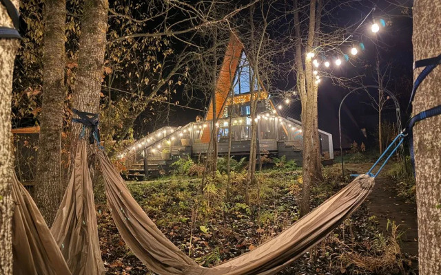 Частный дом с баней в лесу на берегу Истринского водохранилища