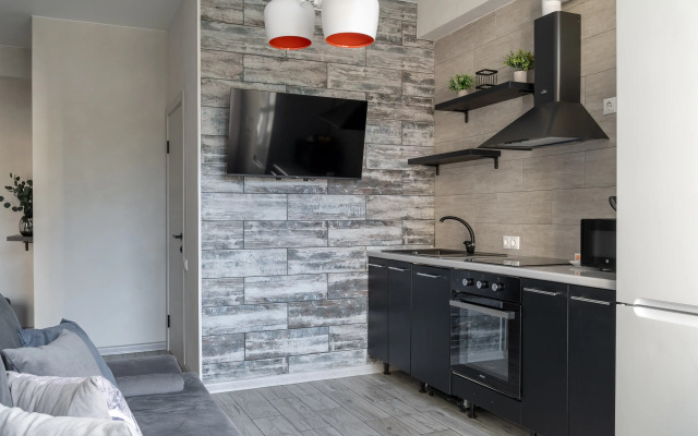 Uyutnaya vozle gornoj reki. Kvatro 28 Flat