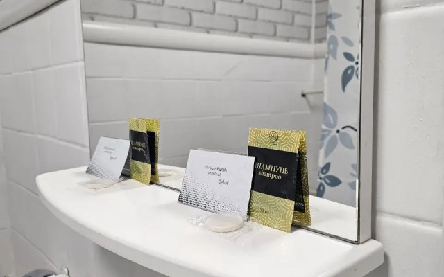 L.v.hotels Na Frunze 4 Flat