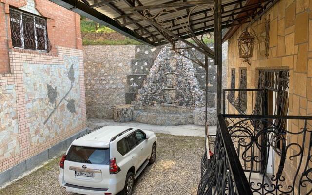 Zelenogorskiy 375 Guest House