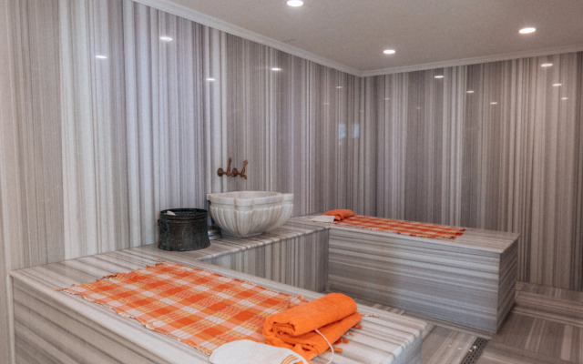Crowne Plaza Hotel Antalya, an IHG Hotel