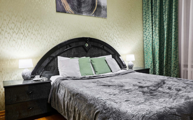 Flatstay S Erkerom I Vysokimi Potolkami Apartments