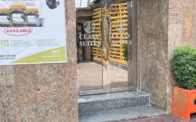 Отель Class Suites Residences