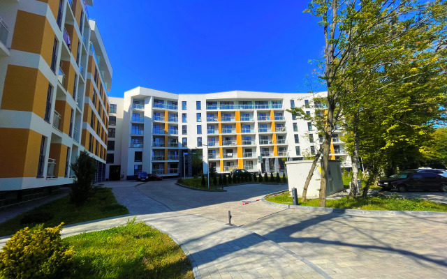 S Vidom na Sosnovyj Park Ryadom s Morem Apartments