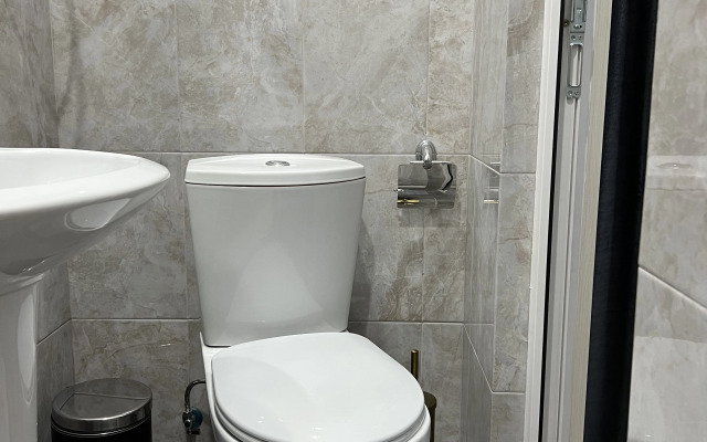V Suhume Guest House