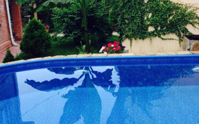 Chernomore Guest House
