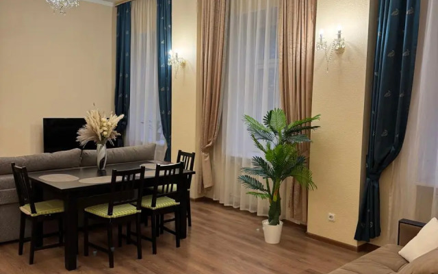 Квартира на Невском Проспекте 90-92