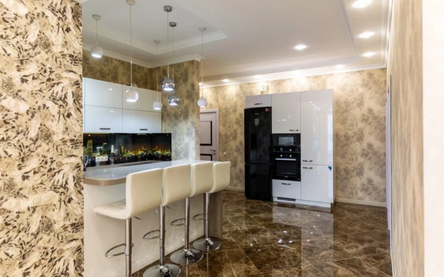 Na Krymskoy Ulitse 3k3 Flat